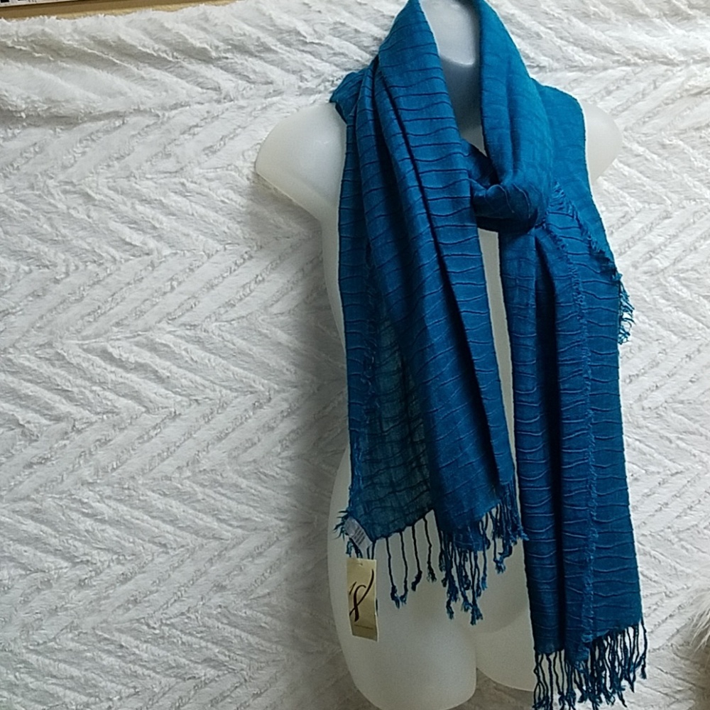 💙Collectioneighteen 🌟Scarf marabou blue.